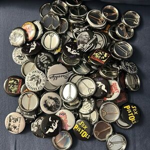 5 mystery pins